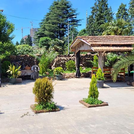 Guesthouse Gocha Beridze Batumi Kültér fotó